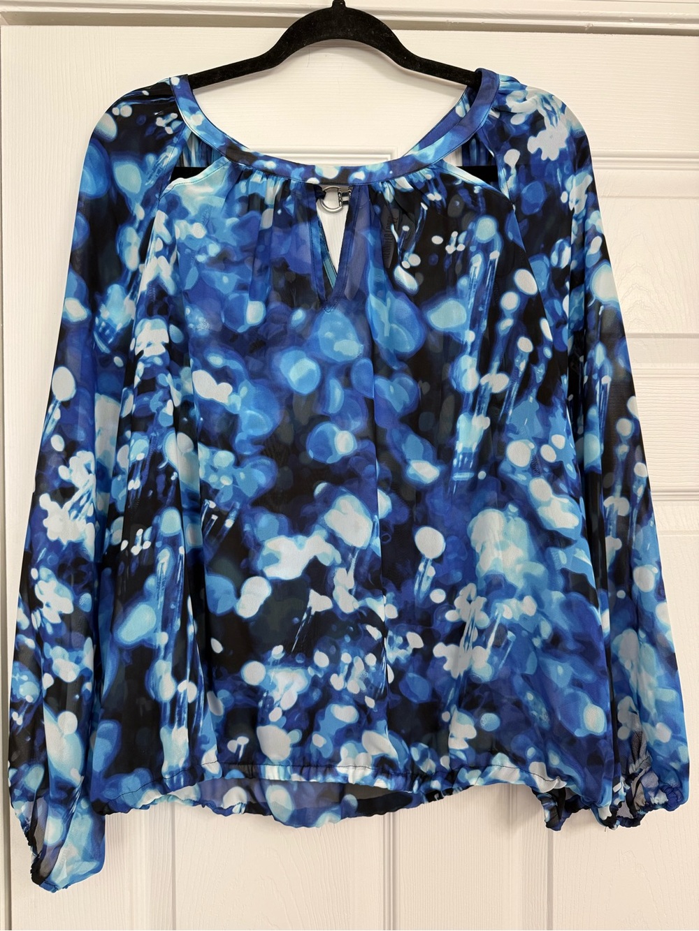 Jennifer Lopez Blue and White Abstract Long-Sleeve Blouse